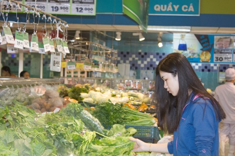 Giá dịch vụ ăn uống tăng 0,88% trong tháng 5.